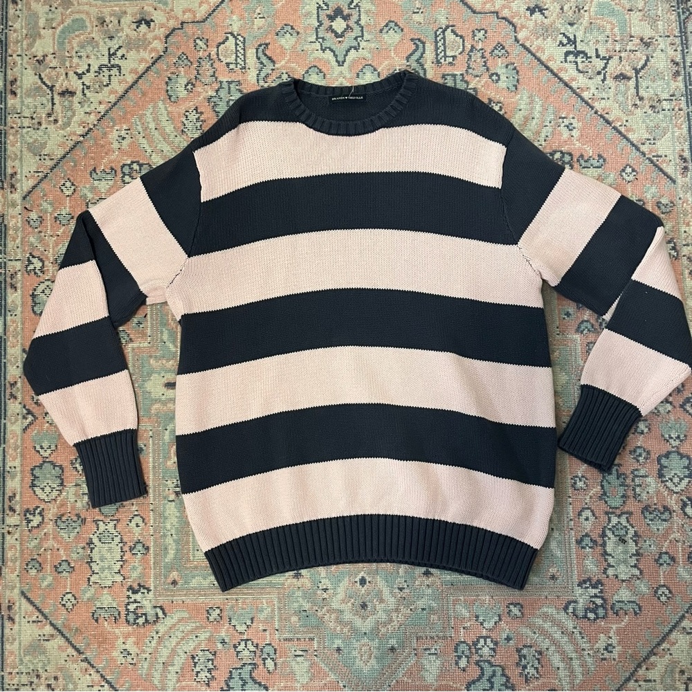brandy melville brianna sweater!